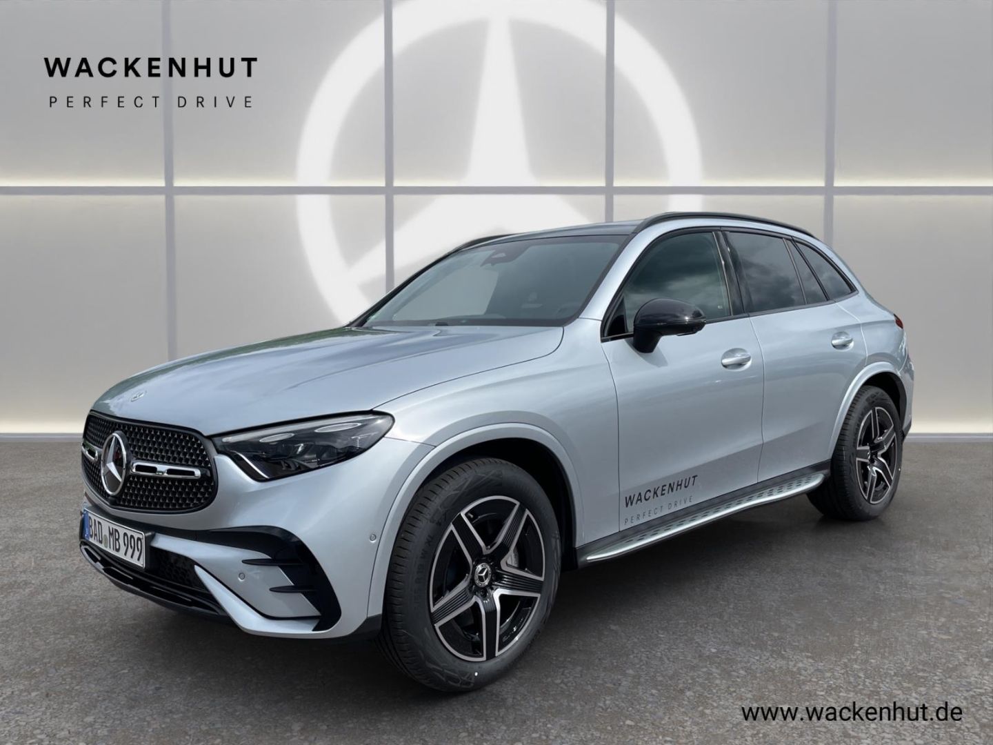 Mercedes-Benz GLC 220 d AMG NIGHT PANO AHK DISTR DIGITAL TRITT