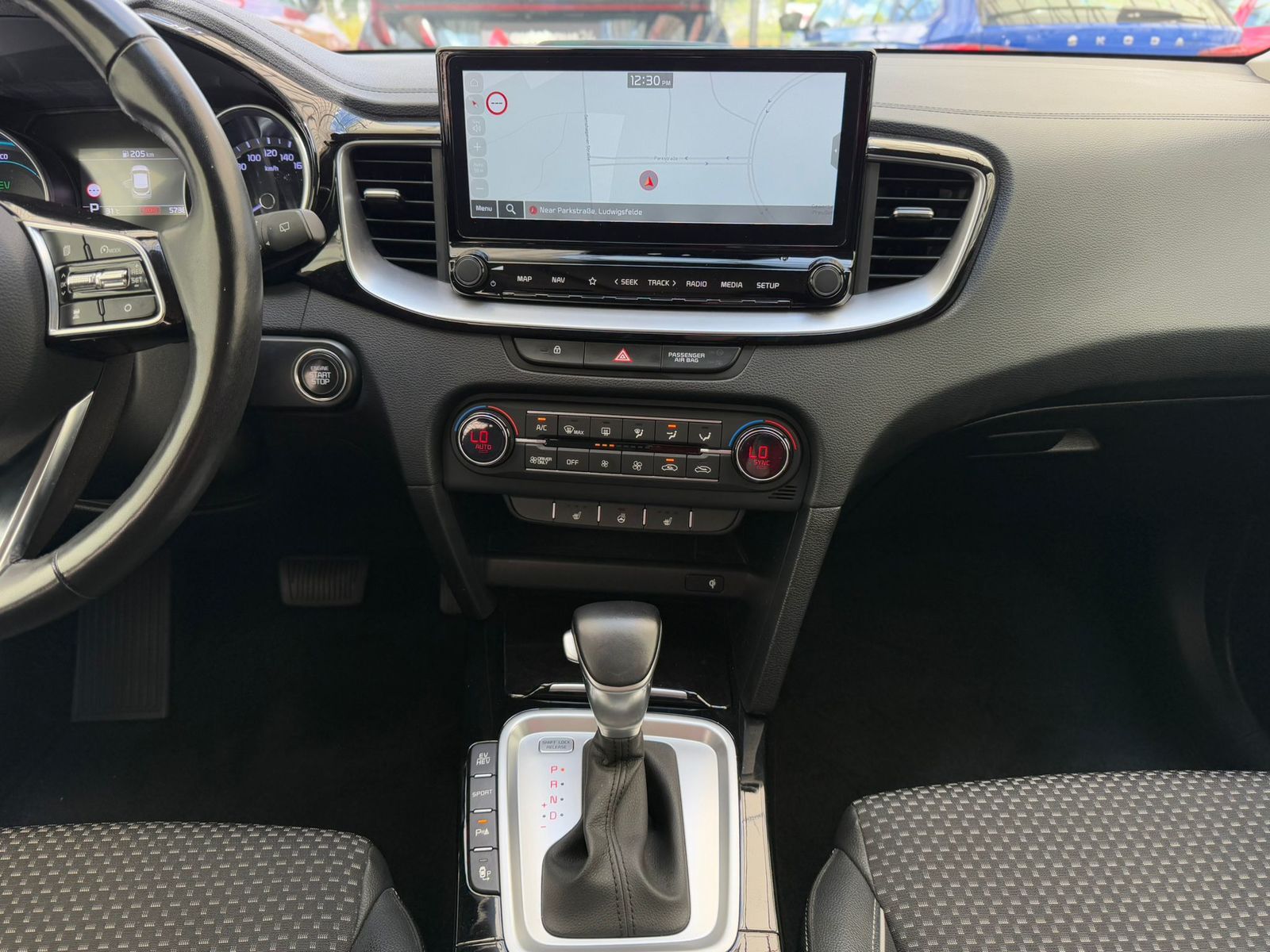 Kia Xceed 1.6 Plug-in Hybrid Spirit - Samsaru's Car Outlet
