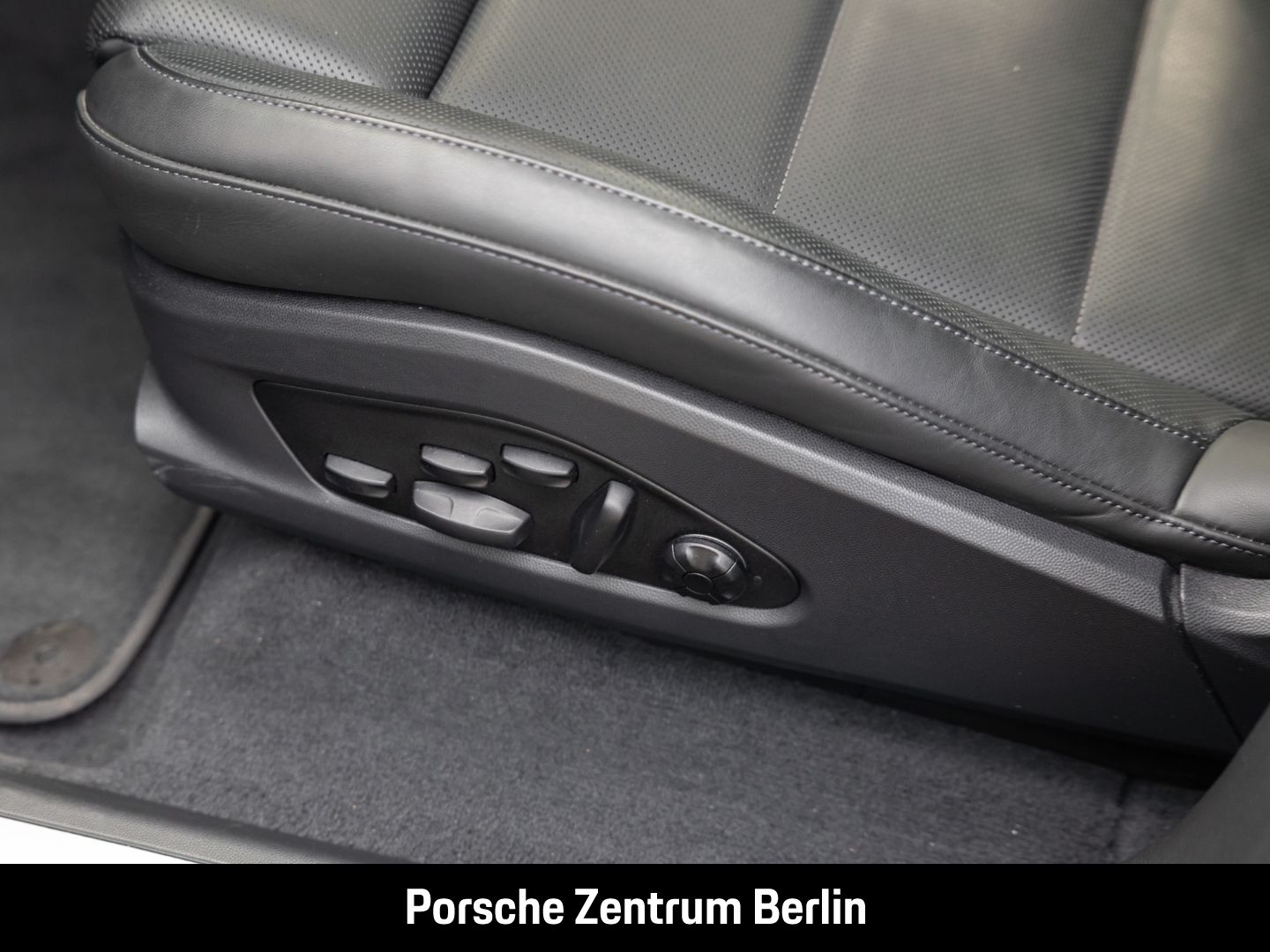 Porsche Macan 4S LED-Matrix Burmester InnoDrive Panorama