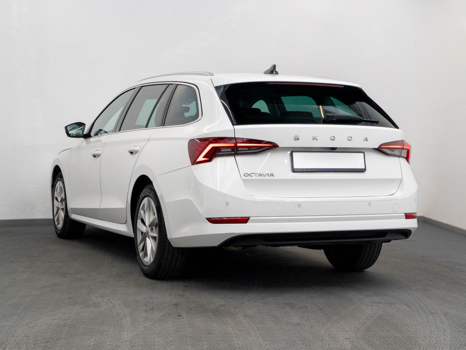 Skoda Octavia Garantie 12 luni / Rate / Leasing / Credit / Istoric si km certificati