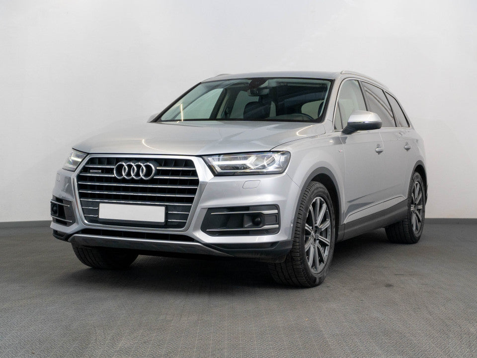 Audi Q7 Garantie 12 luni / Rate / Leasing / Credit / Istoric si km certificati