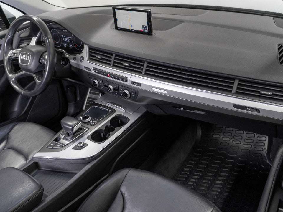 Audi Q7 Garantie 12 luni / Rate / Leasing / Credit / Istoric si km certificati
