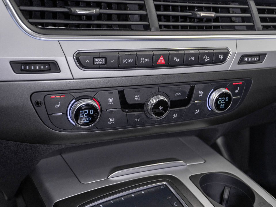 Audi Q7 Garantie 12 luni / Rate / Leasing / Credit / Istoric si km certificati