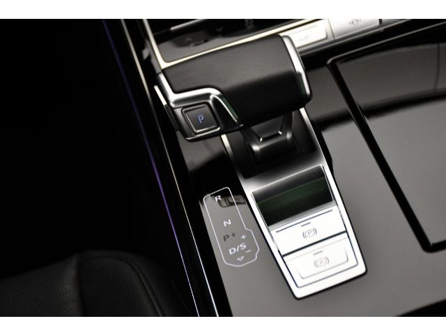 Audi A8 3.0 TFSI quattro - Samsaru's Car Outlet