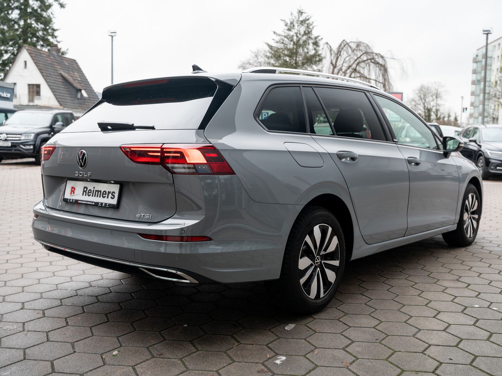 Volkswagen Golf Variant MOVE 1.0 Life - Samsaru's Car Outlet