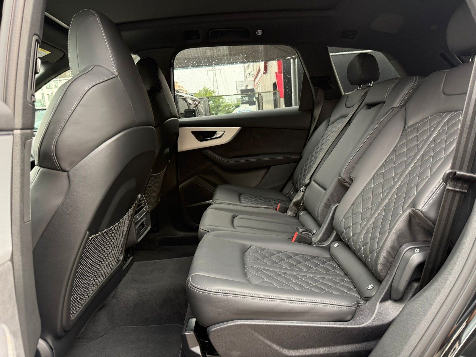 Audi Q7 60 TFSI Plug-In Hybrid S line