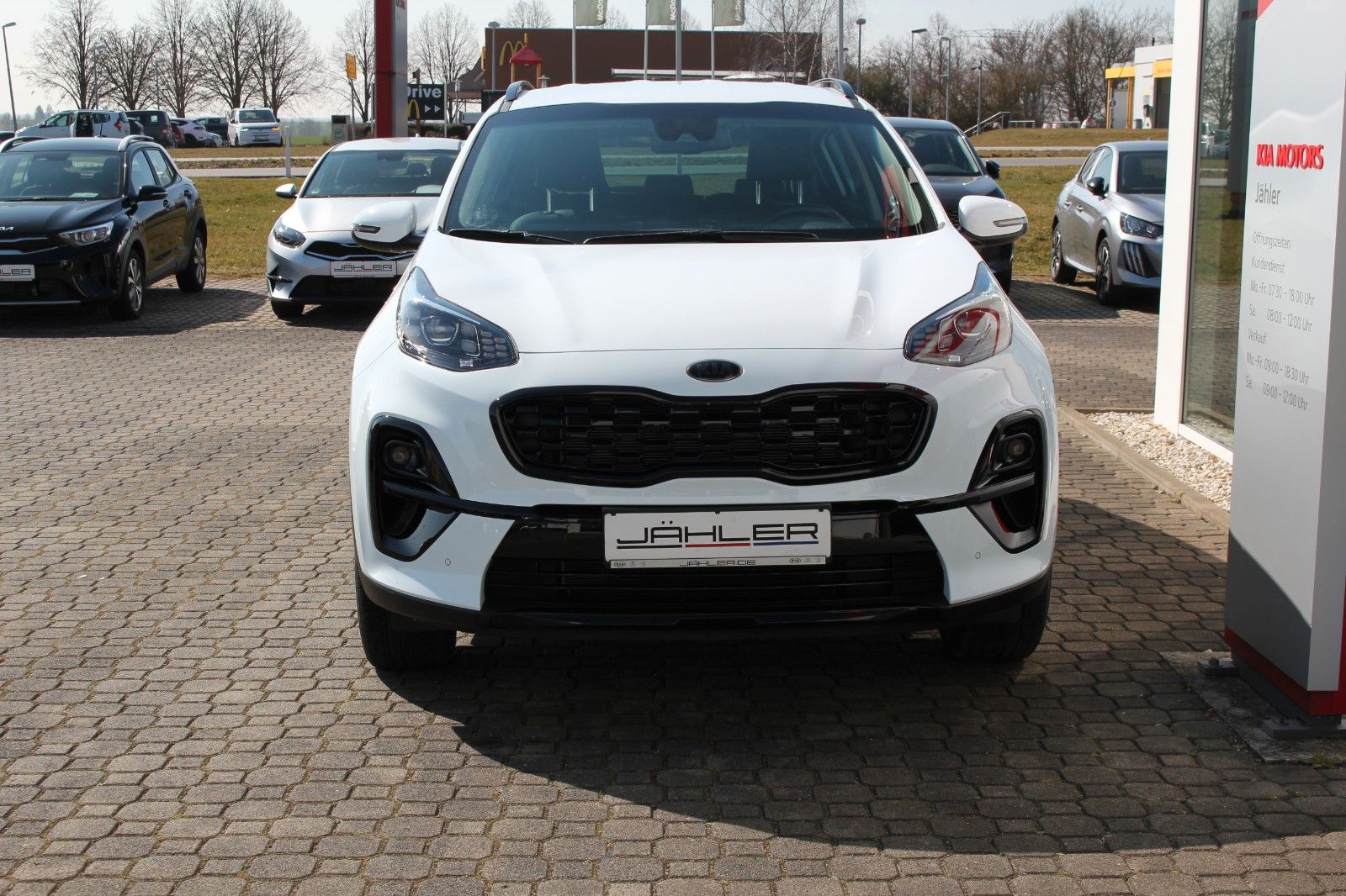 Kia SPORTAGE BLACK EDITION 2WD - Samsaru's Car Outlet