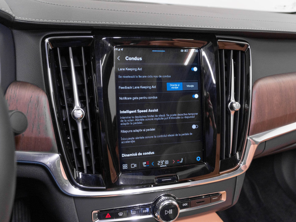 Volvo S90 Garantie producator / Rate / Leasing / Credit / Buyback