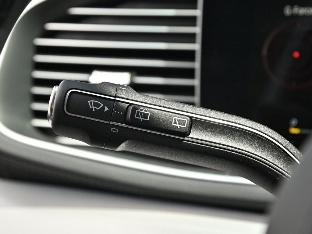 Mercedes-Benz GLE 450 d 4M AMG Line AHK HUD Luftf Night Distr