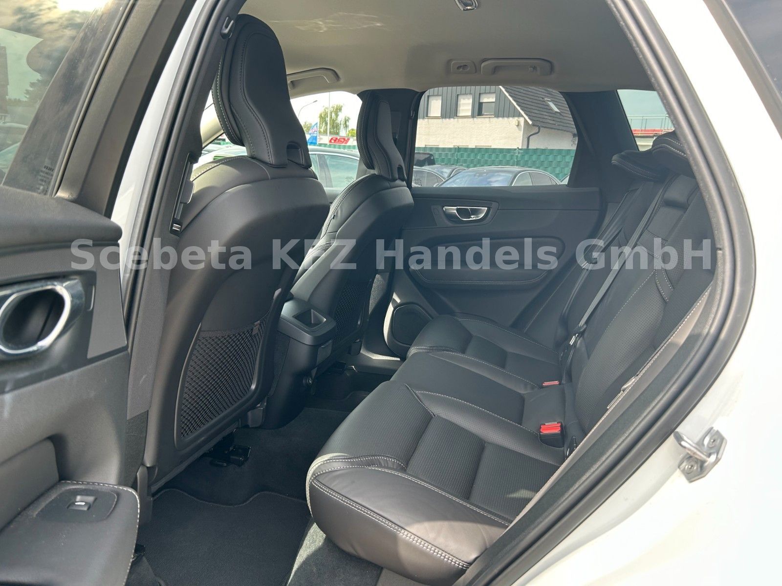 Volvo XC60 AWD -ACC-Belü.Sitz-Massage-LED-20Zo