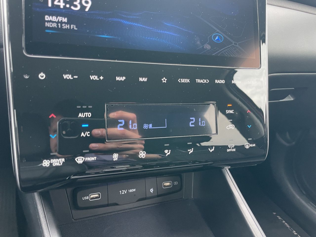 Hyundai Tucson 1.6 T-GDI Prime Plug-In Hybrid 4WD - Samsaru's Car Outlet