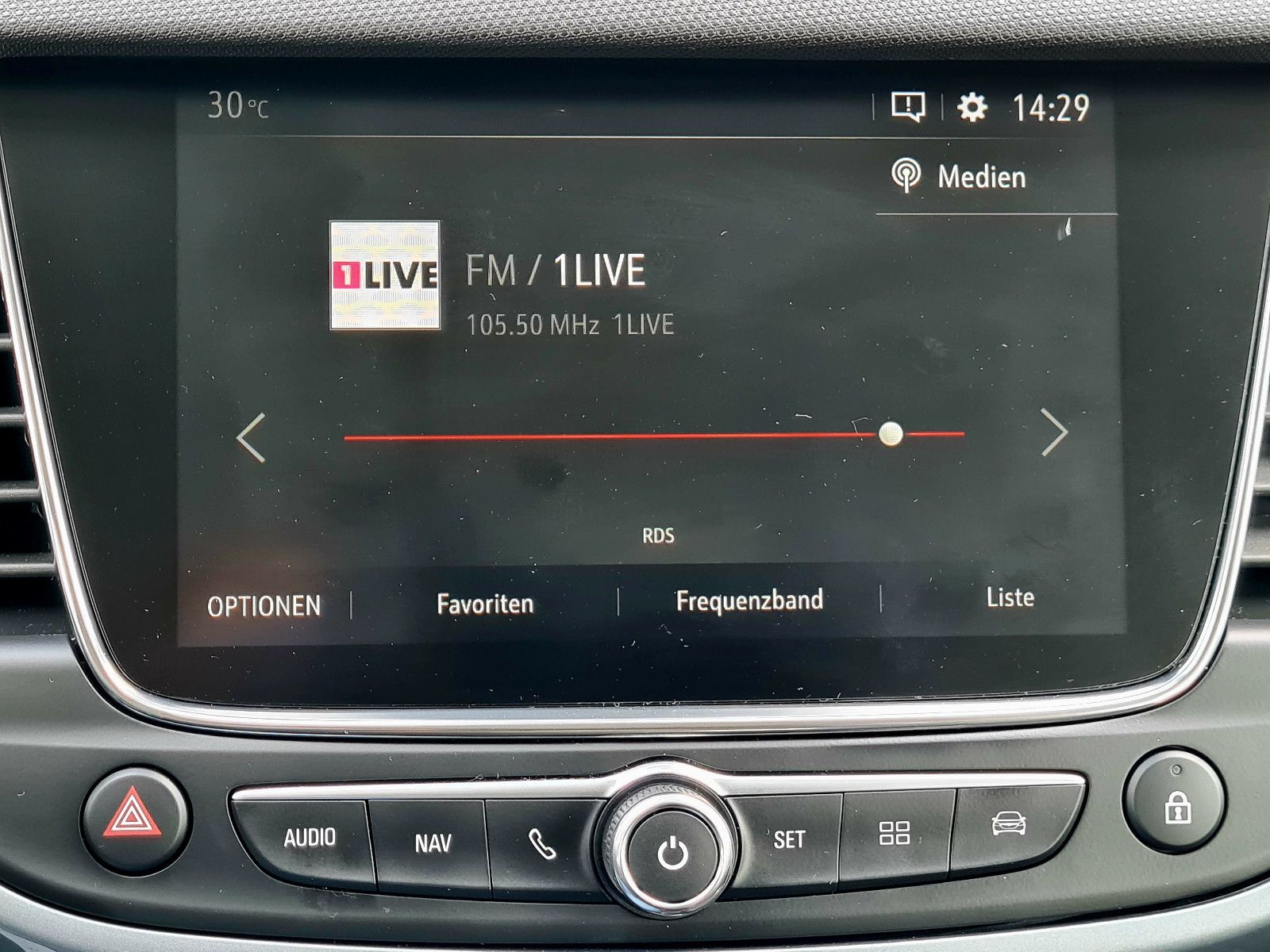 Opel Crossland Innovation - Samsaru's Car Outlet