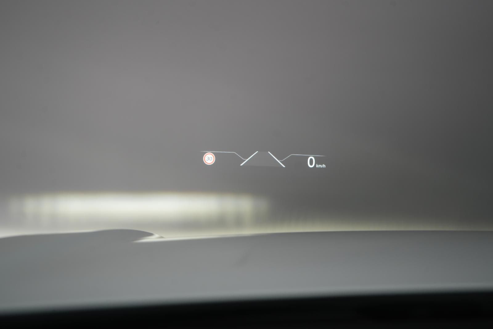 Volkswagen Touareg 3.0 V6 TDI 4Motion R line - Samsaru's Car Outlet