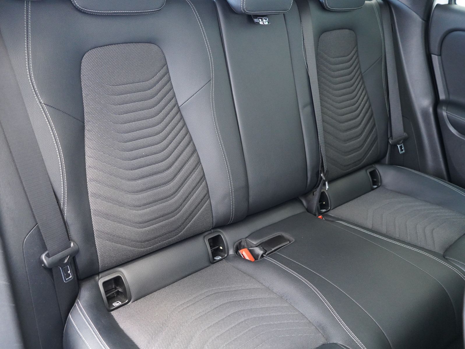 Mercedes-Benz GLA 250 e LED/NAVI/KAMERA