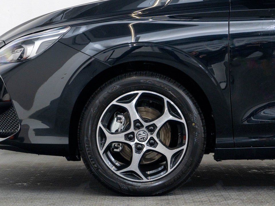 MG3 ICE 5 usi Excite 1.5L MT 114 CP M5