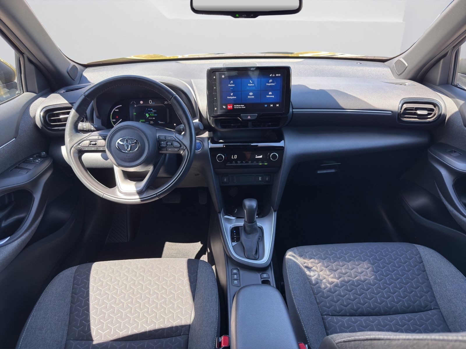 Toyota Yaris Cross Hybrid Team D *ALLE PAKETE*