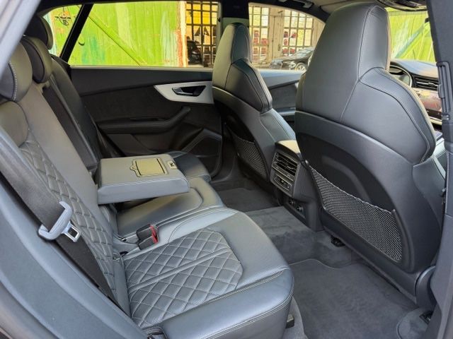 Audi Q8 60 TFSI e quattro S-Line*Carbon Paket*Panoram