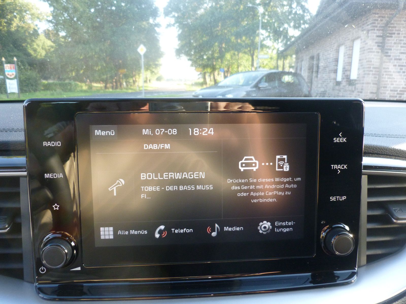 Kia Ceed ED7 Emotion - Samsaru's Car Outlet