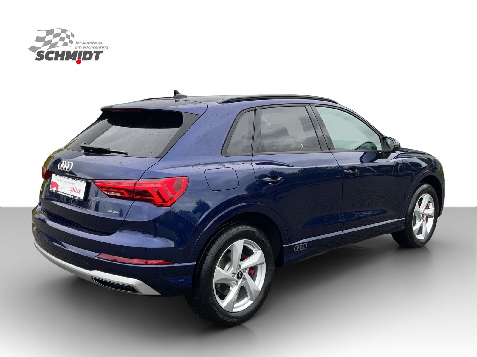 Audi Q3 40 TFSI quattro advanced - Samsaru's Car Outlet