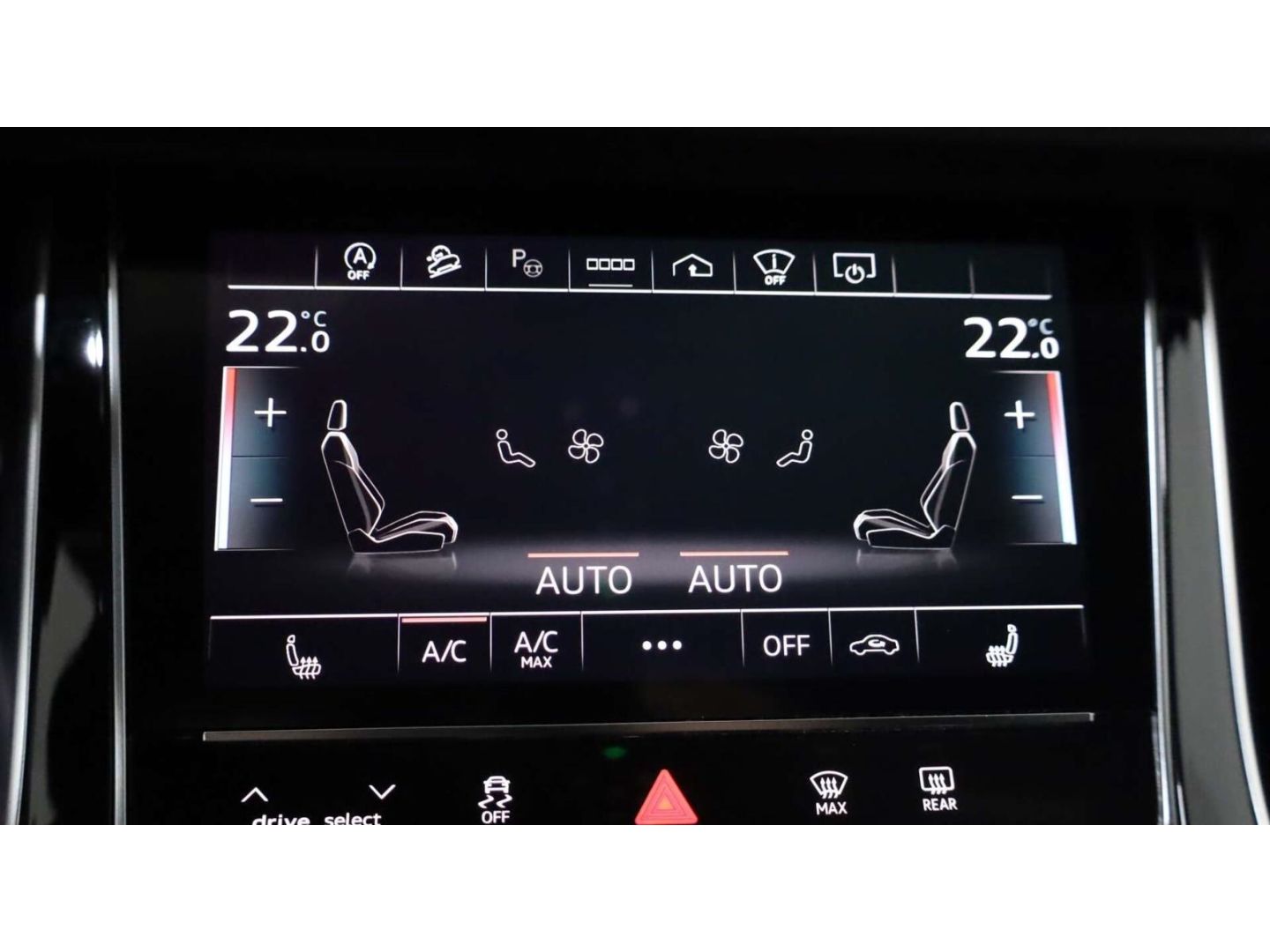 Audi Q7 45 TDI quattro 7Sitze/AHK/360/P-Dach/Matrix