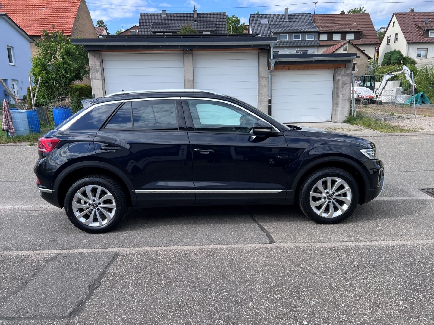 Volkswagen T-Roc 1.0TSI Style - Samsaru's Car Outlet