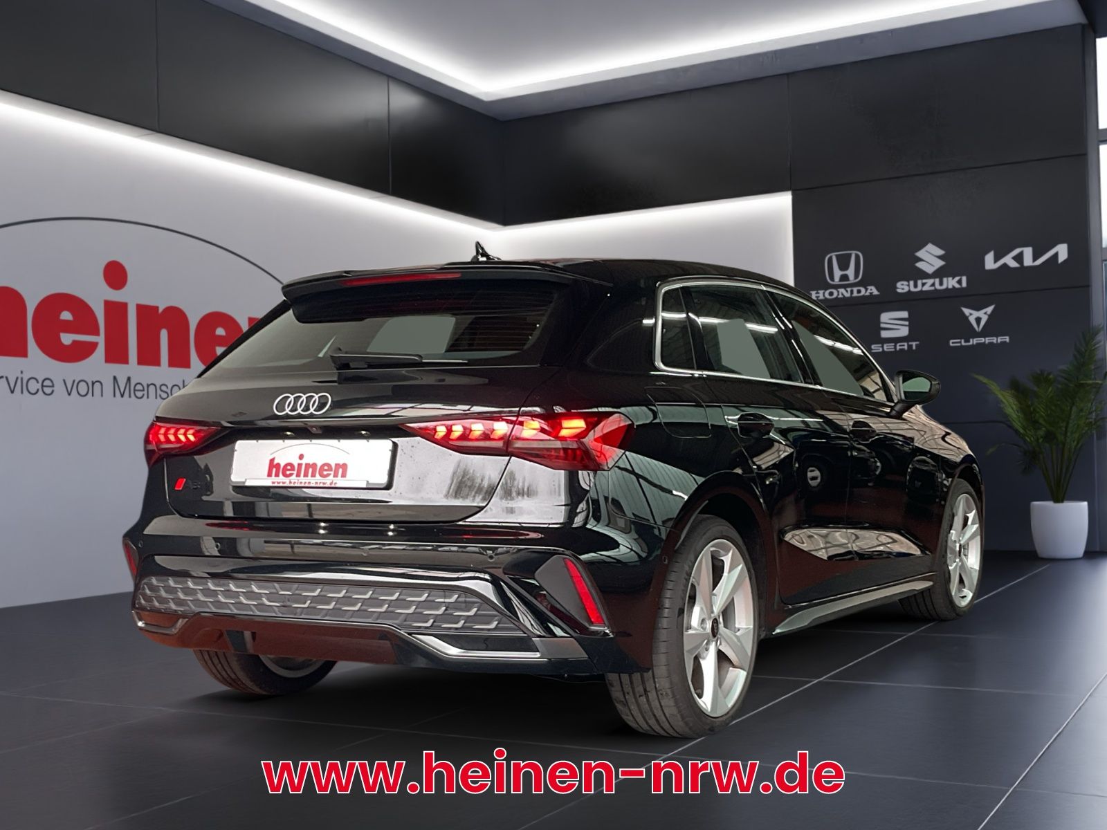 Audi A3 Sportback 2.0 TDI S-Line - Samsaru's Car Outlet
