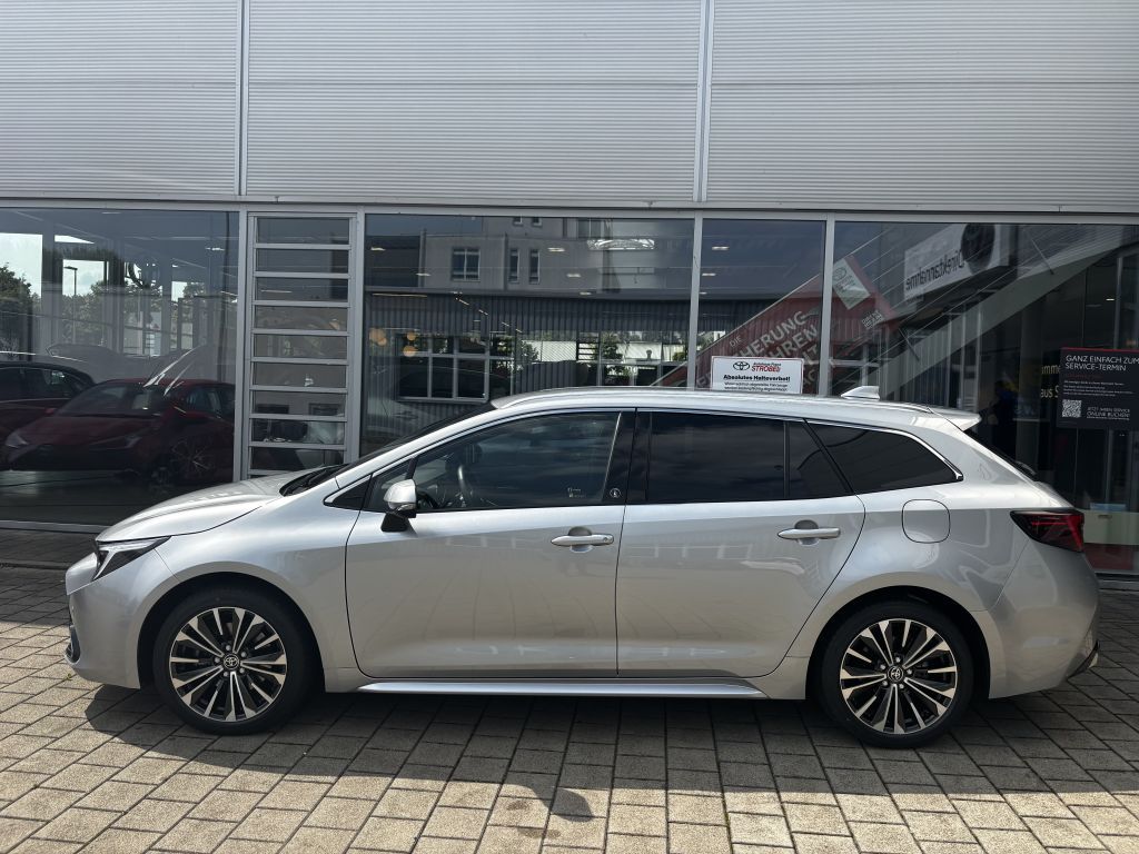 Toyota Corolla 2.0 Hybrid Touring Sports Team D. mit Te