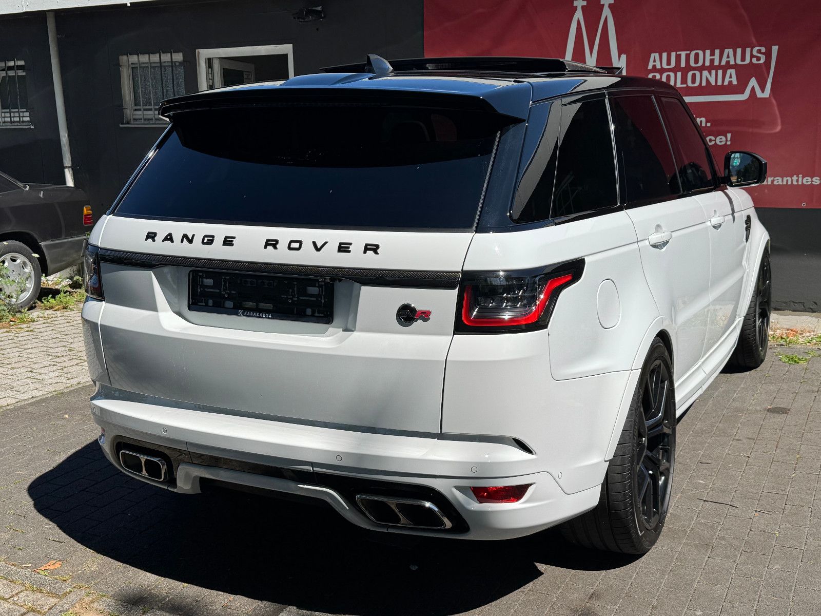 Range Rover Sport SVR - Samsaru's Car Outlet