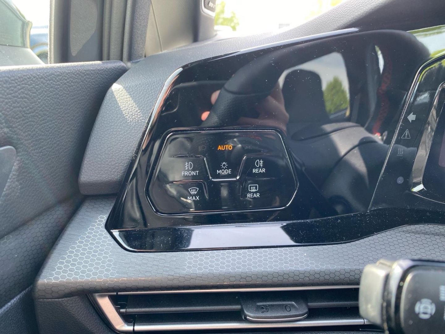 Volkswagen Golf 8 VIII GTI 2.0 TSI - Samsaru's Car Outlet