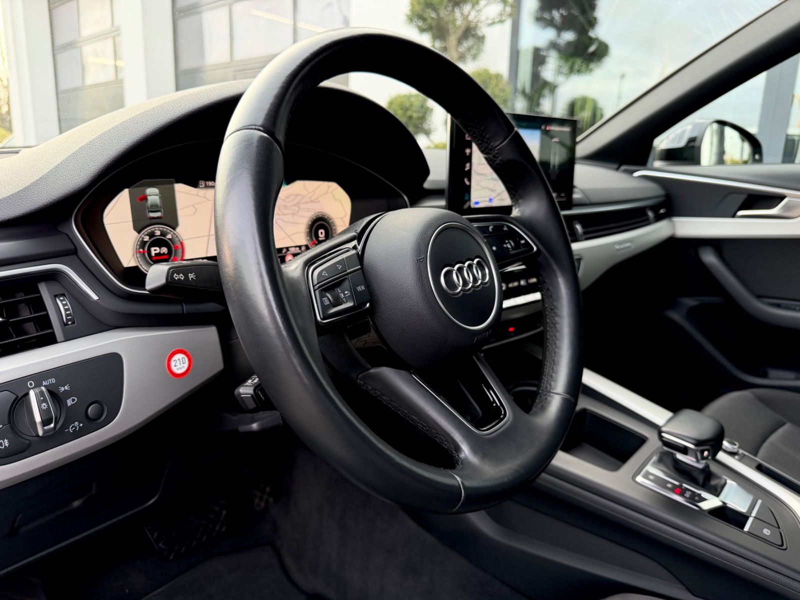 Audi A4 Lim. 40 TDI quattro S line /NAVI/LED/CAM/