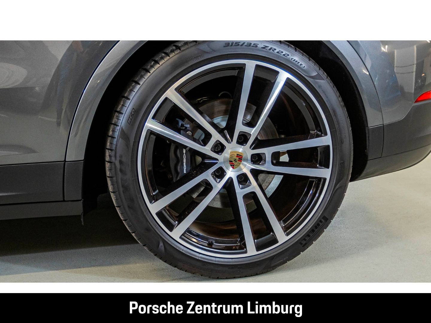 Porsche Cayenne E-Hybrid InnoDrive BOSE Luftfederung LED