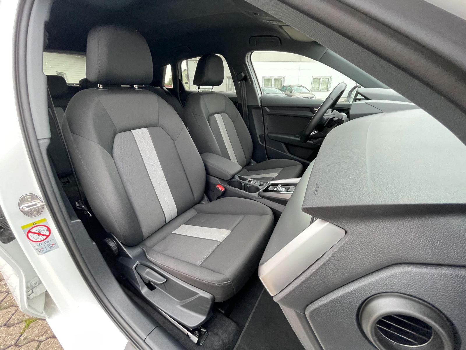 Audi A3 Spb. 40 TFSIe advanced NAV VIRTUAL DAB