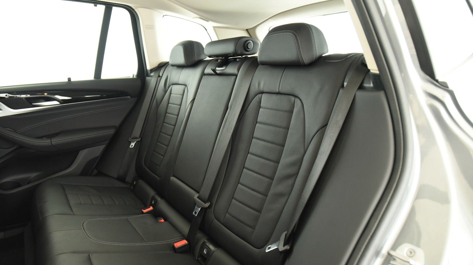 BMW X3 xDrive30d DriveAssProf - Samsaru's Car Outlet