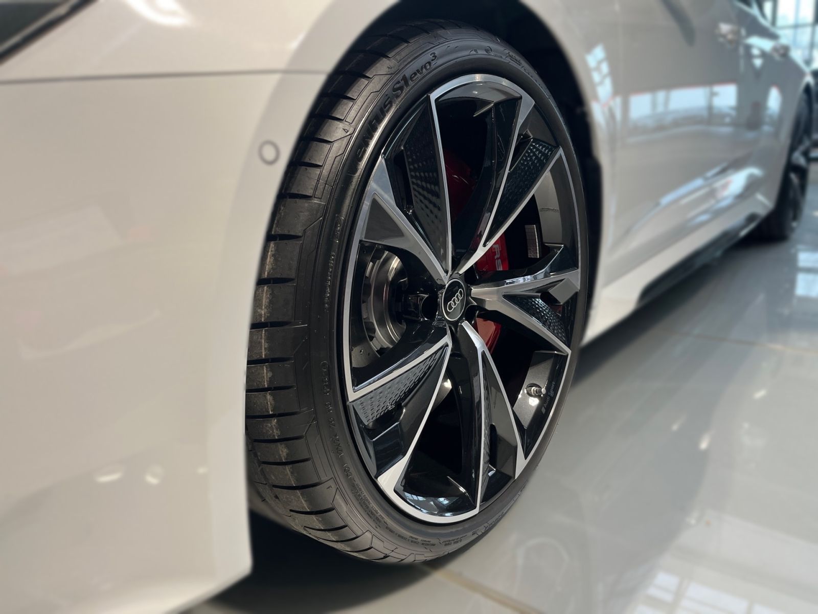 Audi RS 6 Avant 441(600) kW(PS) tiptronic*Pano*HUD*36
