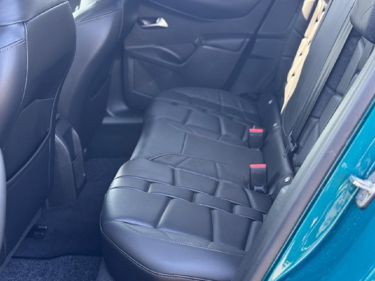 DS Automobiles DS 3 Crossback So Chic - Samsaru's Car Outlet
