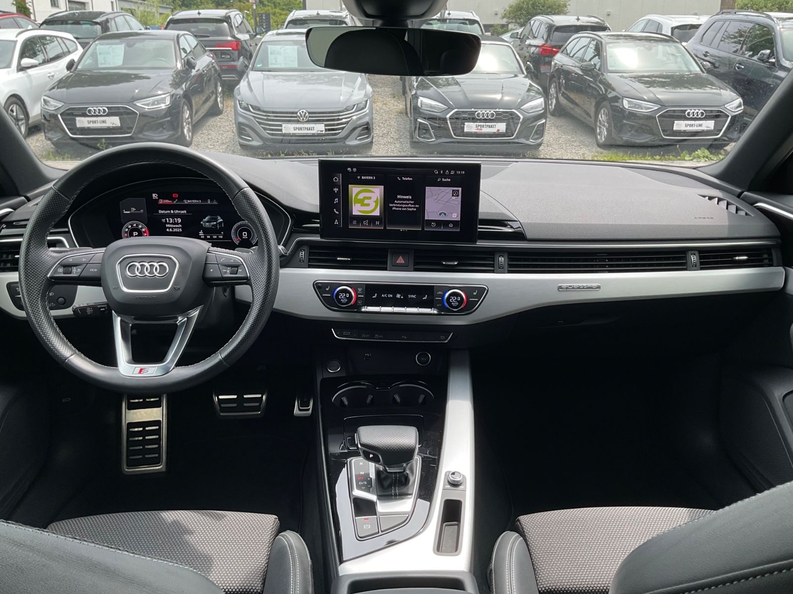 Audi A4 Av.40 TFSI quattro S line - Samsaru's Car Outlet
