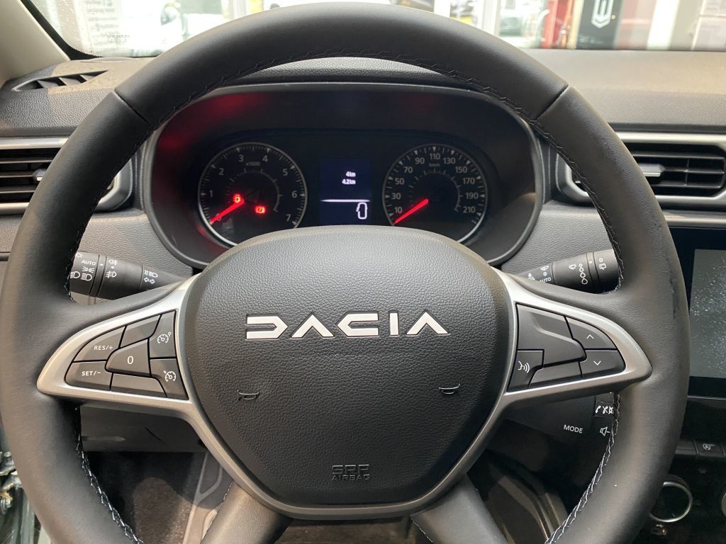 Dacia Duster TCe 150 - Samsaru's Car Outlet
