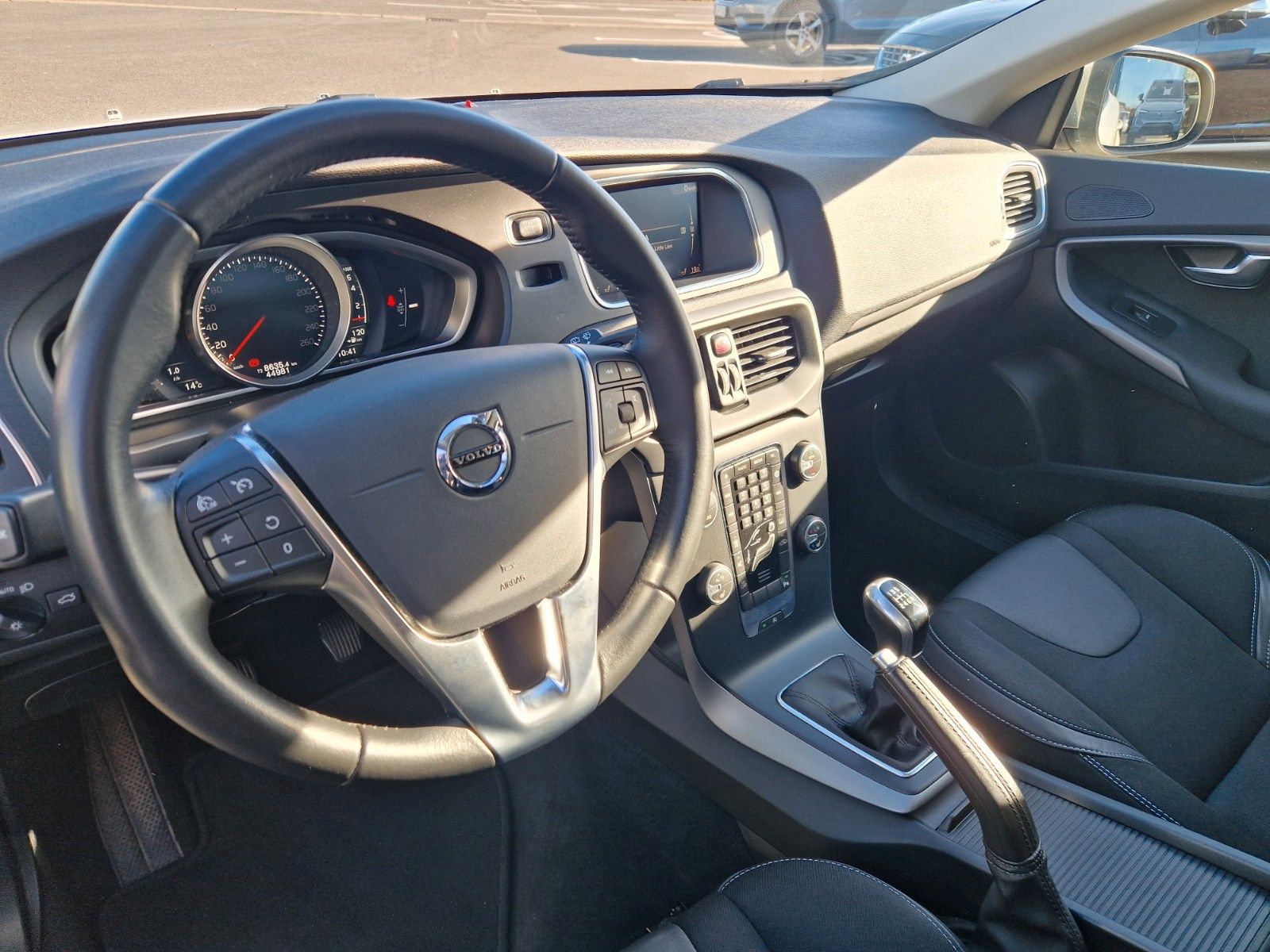 Volvo V40 T2 Momentum
