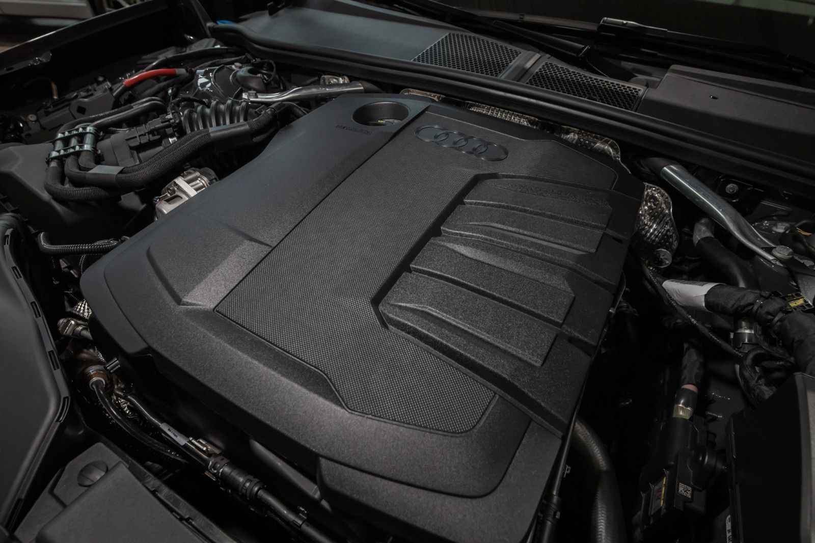 Audi A5 Avant TDI quattro S-Line ed. one  AHK Standh.