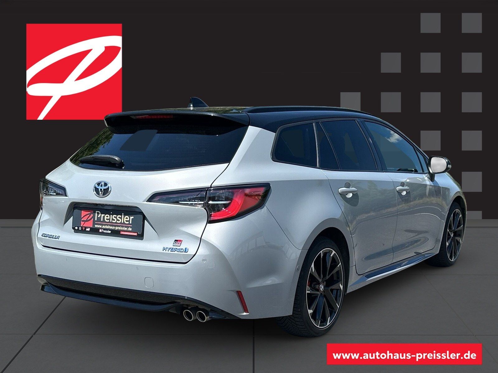 Toyota Corolla Touring Sports 2.0 Hybrid GR Sport - Samsaru's Car Outlet