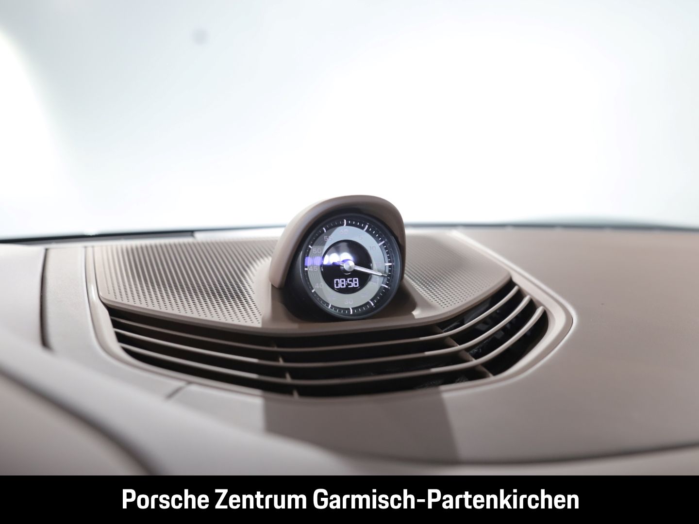 Porsche Taycan GTS Sport Turismo 360 Kamera LenkradHZG