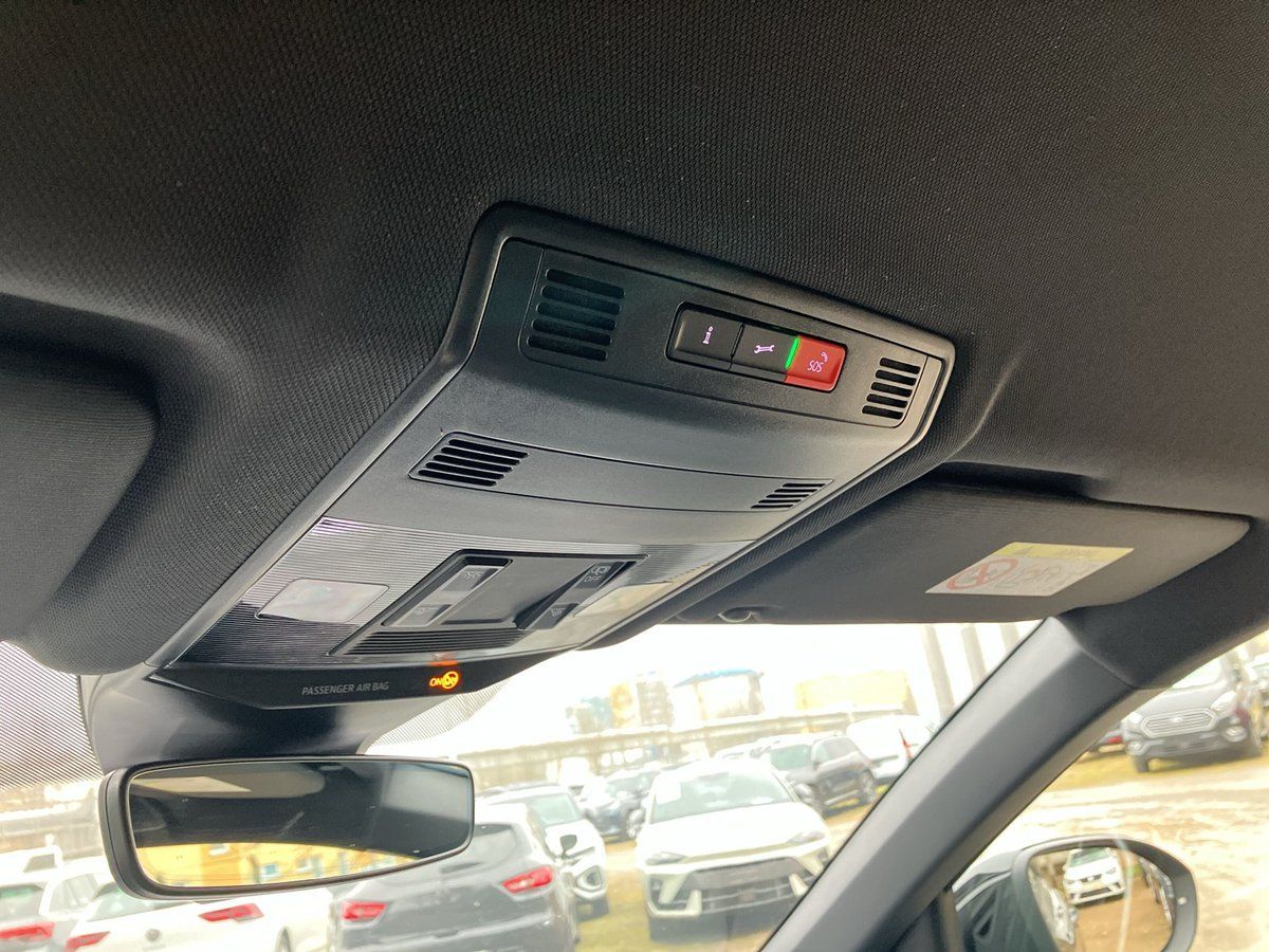 Volkswagen T-Roc R-Line 2.0 TDI DSG - Samsaru's Car Outlet