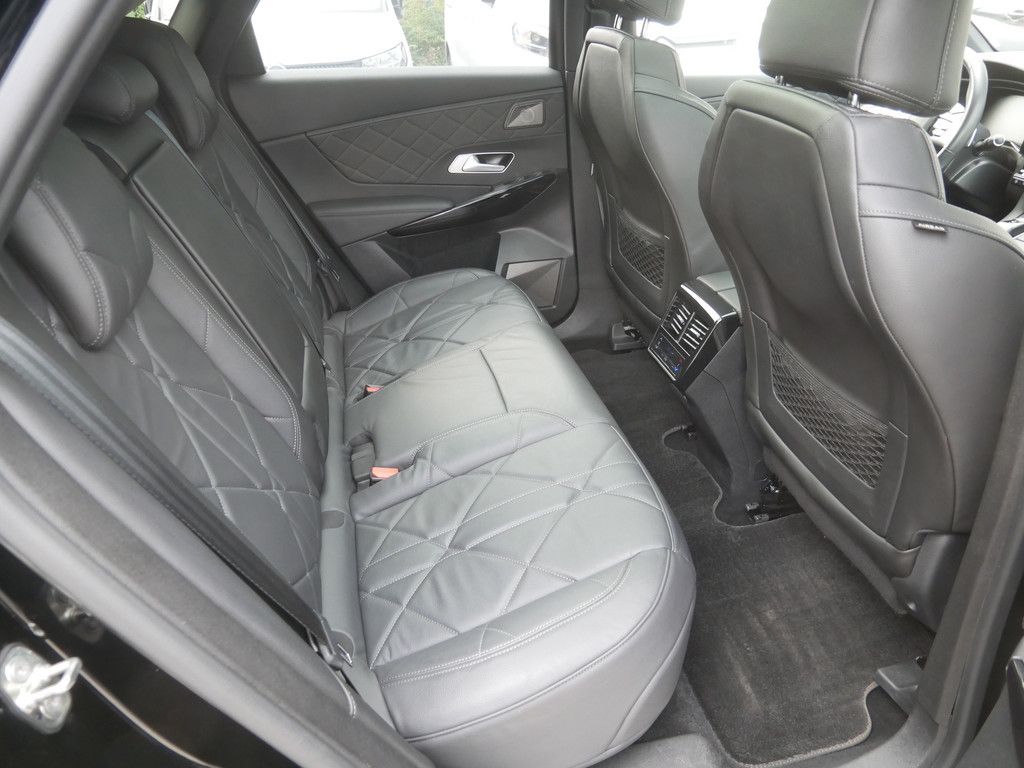 DS Automobiles DS 7 Crossback E-Tense Grand Chic 4x4 LED PANO