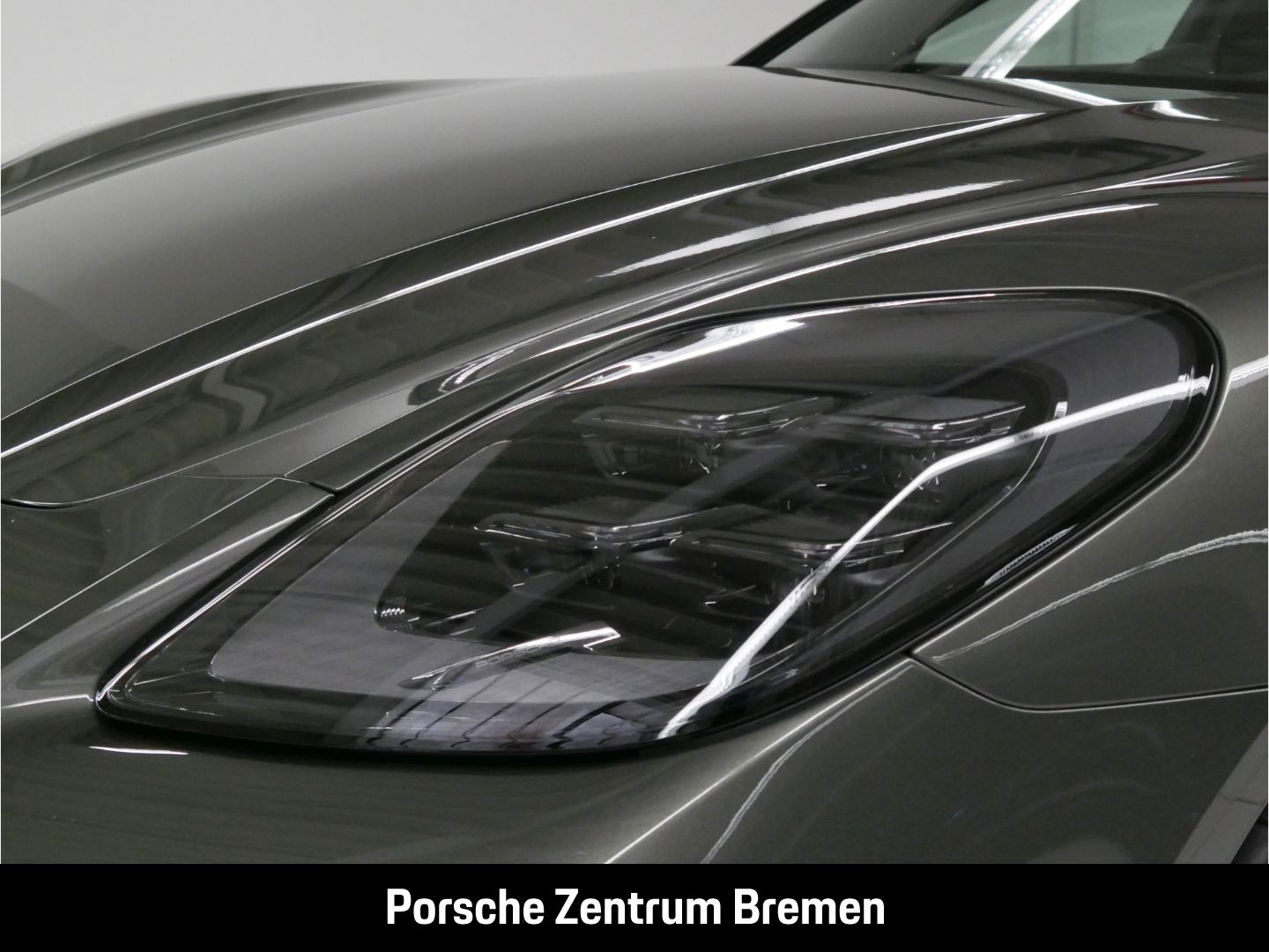 Porsche Panamera 4 E-Hybrid Luftfederung  Panodach Memor