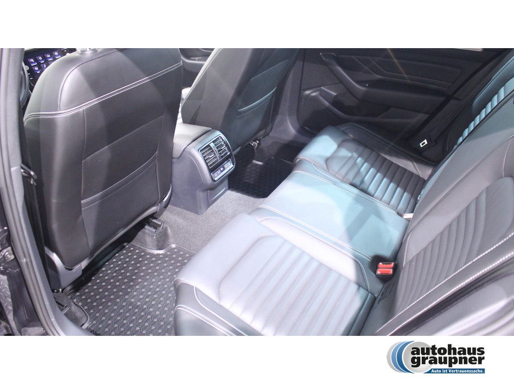 Volkswagen Passat Variant 2.0 TSI DSG Elegance 4Motion 360°