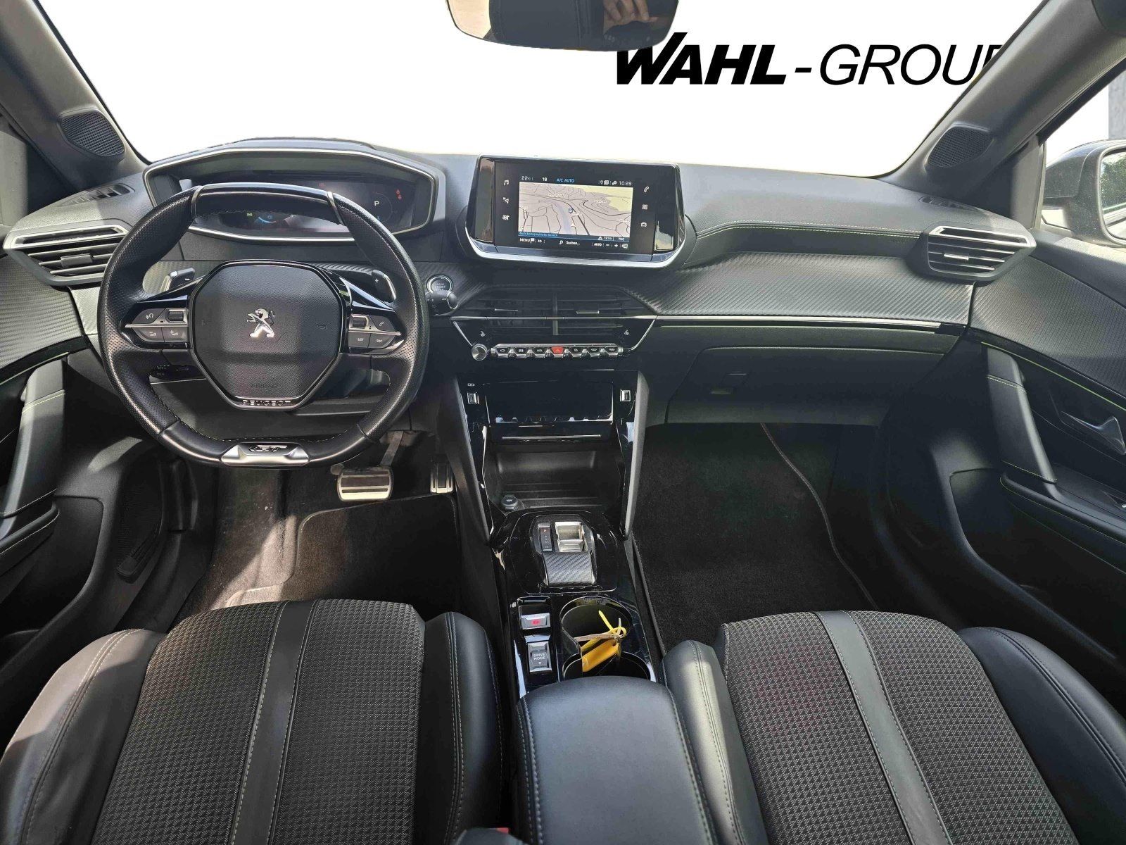 Peugeot 208 1.2 Pure Tech 100 GT - Samsaru's Car Outlet
