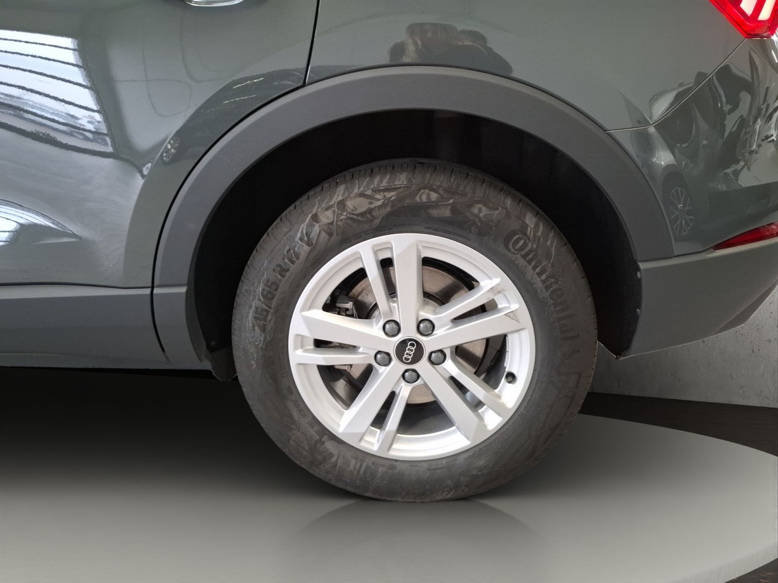 Audi Q3 40 TDI quattro - Samsaru's Car Outlet
