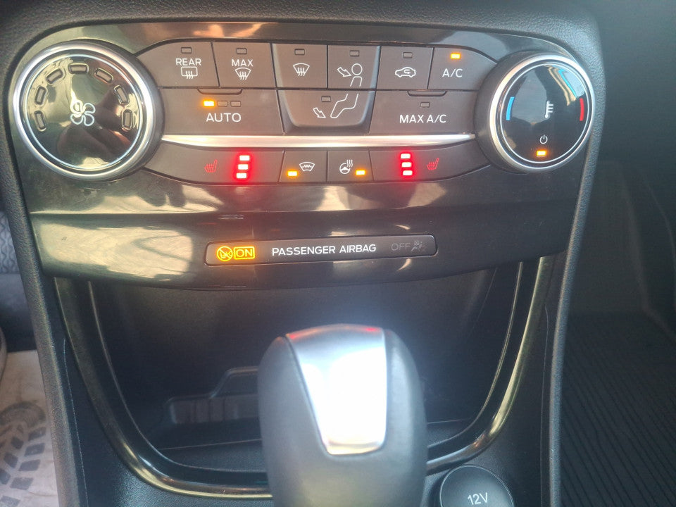 Ford Puma 1.0 EcoBoost Titanium