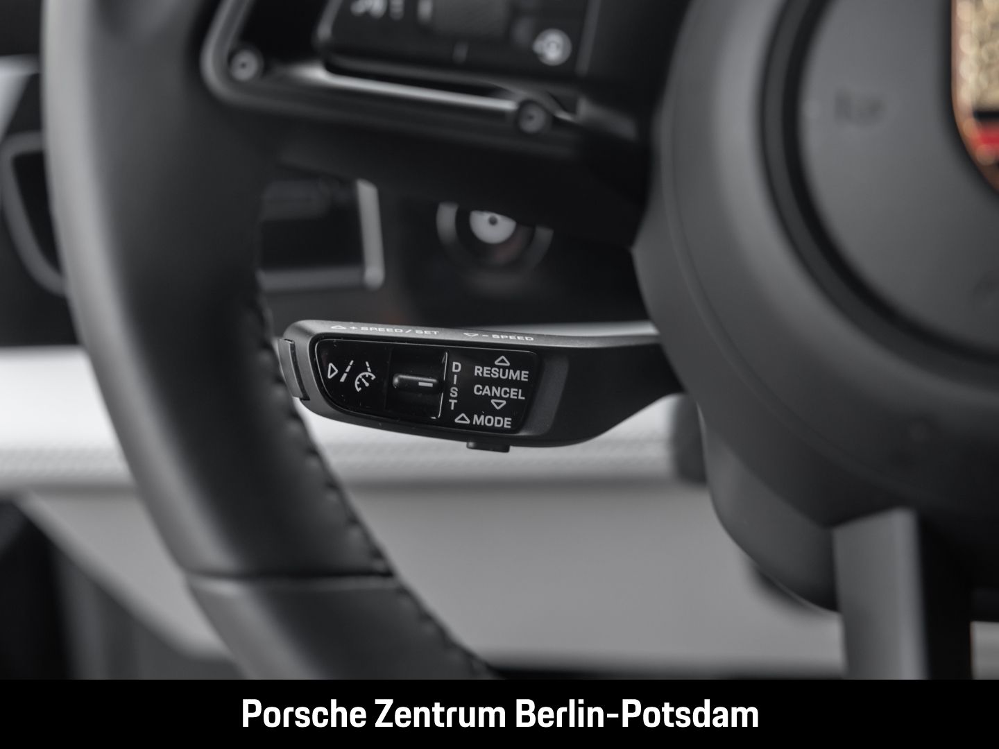 Porsche Taycan GTS Sport Turismo Burmester Panoramadach