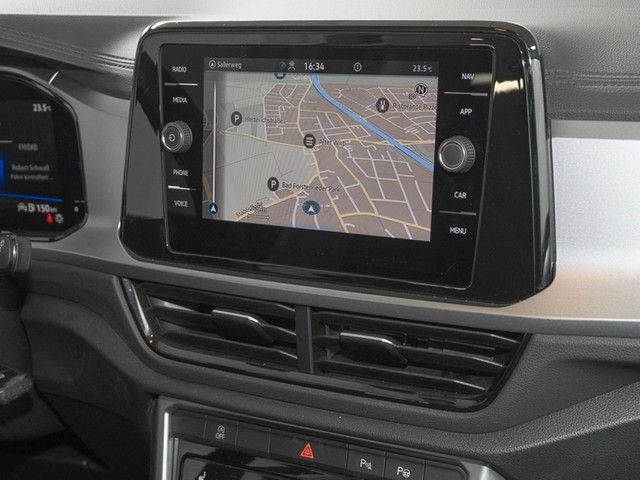 Volkswagen T-Roc 1.5 TSI DSG Life - Samsaru's Car Outlet